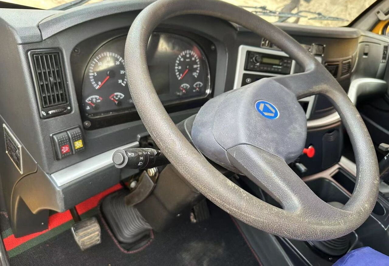 Autojeřáb XCMG XCT25: obrázek 6