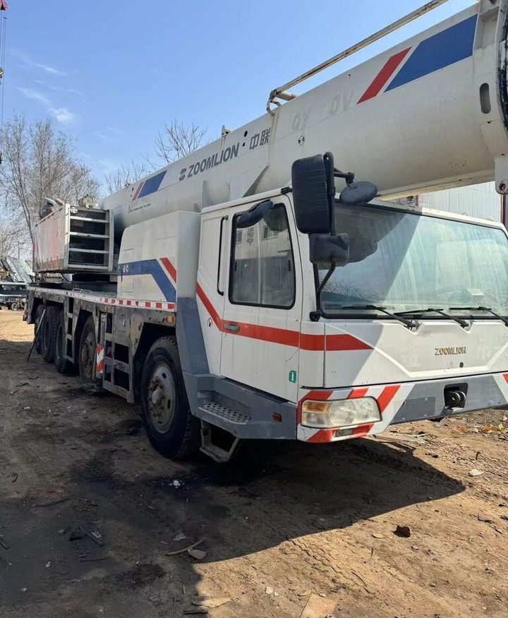 Zoomlion QY130V 130T 130ton 130 220 160 - Autojeřáb: obrázek 3 Zoomlion QY130V 130T 130ton 130 220 160 - Autojeřáb: obrázek 3