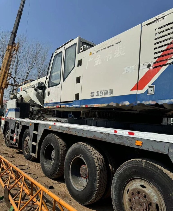 Zoomlion QY130V 130T 130ton 130 220 160 - Autojeřáb: obrázek 4 Zoomlion QY130V 130T 130ton 130 220 160 - Autojeřáb: obrázek 4