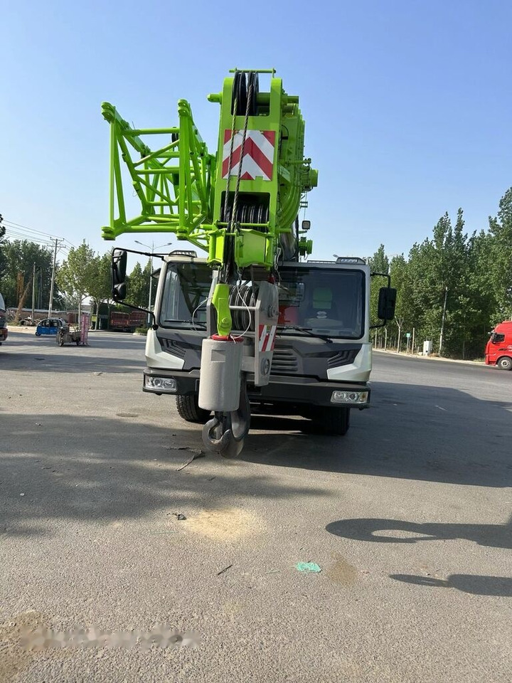 Zoomlion ZTC800V 80T ZTC800 ZTC500V - Autojeřáb: obrázek 3 Zoomlion ZTC800V 80T ZTC800 ZTC500V - Autojeřáb: obrázek 3