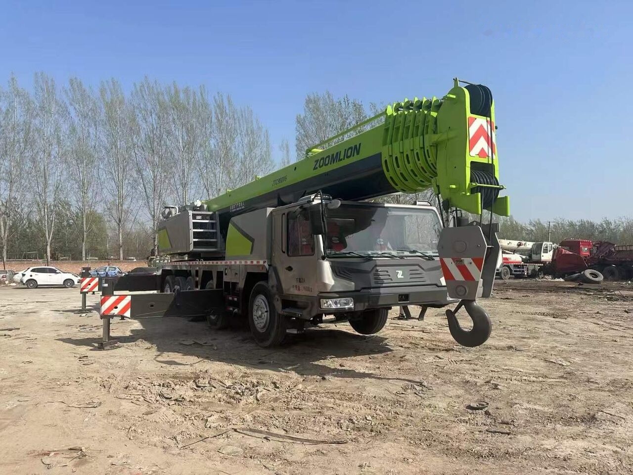 Zoomlion Zoomlion ZTC900V ZTC800V ZTC550V ZTC500V truck cranes - Autojeřáb: obrázek 4 Zoomlion Zoomlion ZTC900V ZTC800V ZTC550V ZTC500V truck cranes - Autojeřáb: obrázek 4