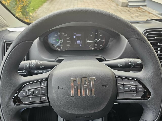 FIAT Ducato 140 DOKA Pritsche 2,9 Meter Klima DAB... - Dodávka valník, Dodávka s dvojitou kabinou: obrázek 4 FIAT Ducato 140 DOKA Pritsche 2,9 Meter Klima DAB... - Dodávka valník, Dodávka s dvojitou kabinou: obrázek 4