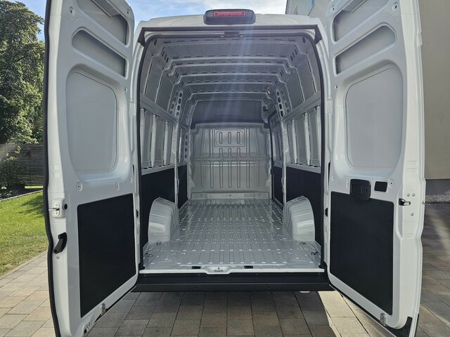 Furgon FIAT Ducato 35 MAXI L5H3 L4H3 140 17m³ Serie10 9.2: obrázek 24