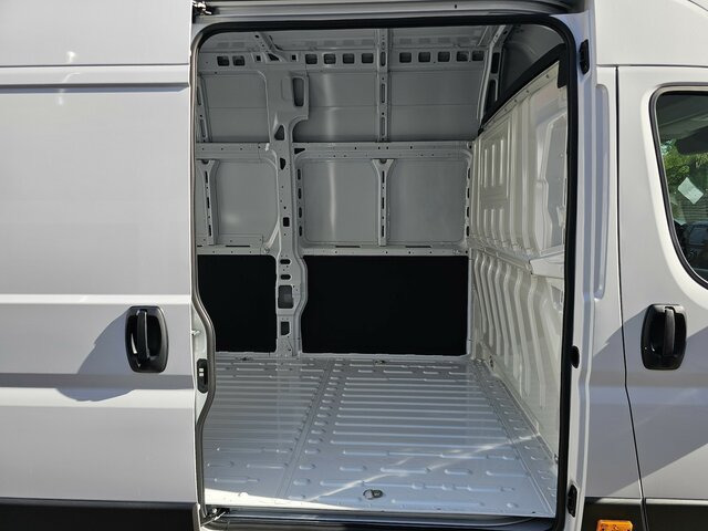 Furgon FIAT Ducato 35 MAXI L5H3 L4H3 140 17m³ Serie10 9.2: obrázek 27