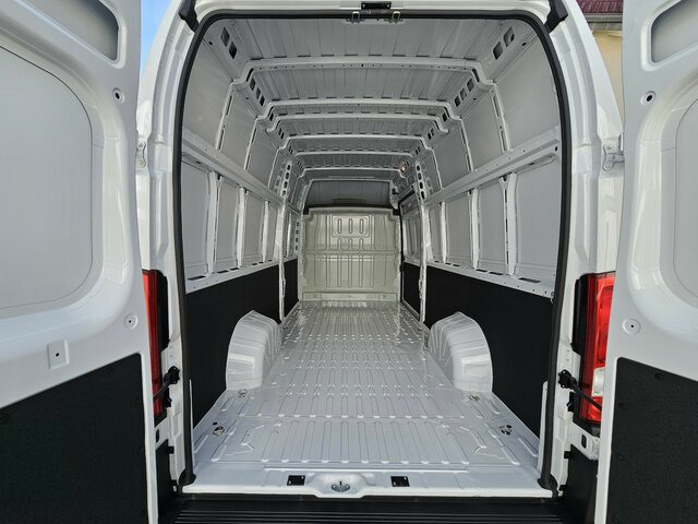 Furgon FIAT Ducato 35 MAXI L5H3 L4H3 140 17m³ Serie10 9.2: obrázek 26