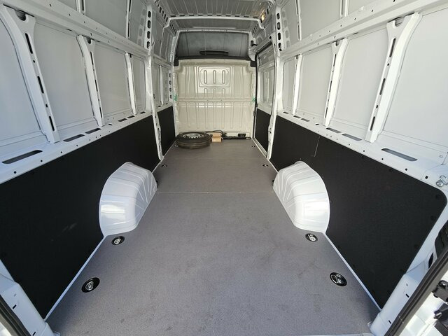 Nový Furgon FIAT Ducato 35 MAXI L5H3 L4H3 180 LBW BÄR VanLift: obrázek 25