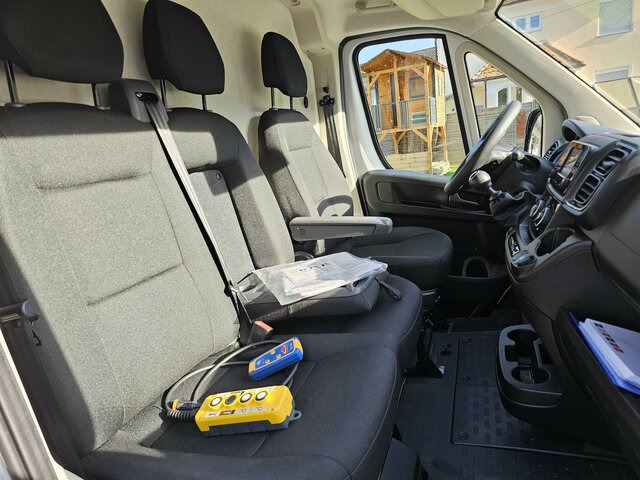 Nový Furgon FIAT Ducato 35 MAXI L5H3 L4H3 180 LBW BÄR VanLift: obrázek 11