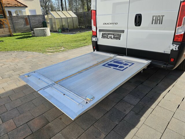 Nový Furgon FIAT Ducato 35 MAXI L5H3 L4H3 180 LBW BÄR VanLift: obrázek 18