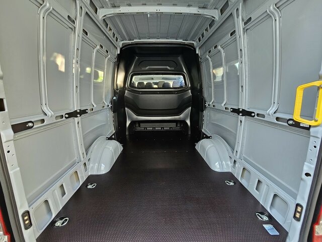 Furgon, Dodávka s dvojitou kabinou IVECO Daily 35S18HA8V DOKA Hi-Matic 12m³ 2xSchiebetür...: obrázek 29 Furgon, Dodávka s dvojitou kabinou IVECO Daily 35S18HA8V DOKA Hi-Matic 12m³ 2xSchiebetür...: obrázek 29