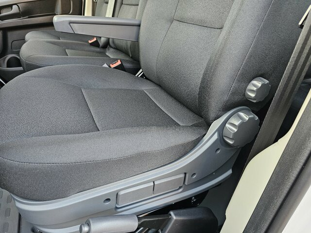 FIAT Ducato MAXI Serie 10 2025 DOKA 3-Seitenkiipper - Nákladní auto: obrázek 4 FIAT Ducato MAXI Serie 10 2025 DOKA 3-Seitenkiipper - Nákladní auto: obrázek 4