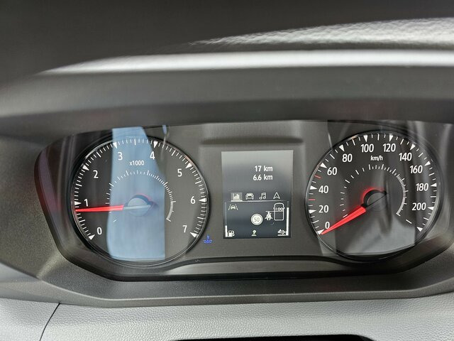 RENAULT Master 170 Koffer LED Kamera 2,33 Höhe sofort! - Dodávka skřín: obrázek 4 RENAULT Master 170 Koffer LED Kamera 2,33 Höhe sofort! - Dodávka skřín: obrázek 4