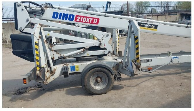Dino 210 XT II - Kloubová plošina: obrázek 3 Dino 210 XT II - Kloubová plošina: obrázek 3
