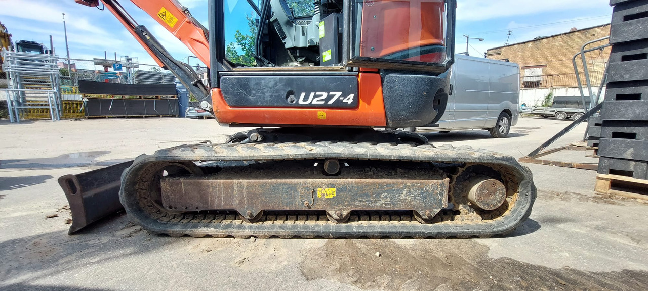 Kubota U27-4 HI leasing Kubota U27-4 HI: obrázek 7 Kubota U27-4 HI leasing Kubota U27-4 HI: obrázek 7