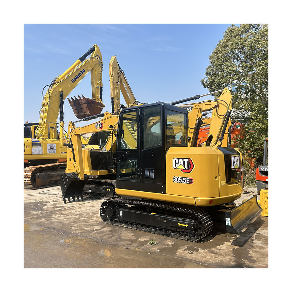 CAT 305.5E2 Excavator - Mini rýpadlo: obrázek 1 CAT 305.5E2 Excavator - Mini rýpadlo: obrázek 1