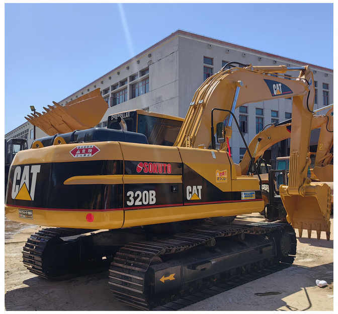CAT 320B Excavator - Pásové rýpadlo: obrázek 4 CAT 320B Excavator - Pásové rýpadlo: obrázek 4