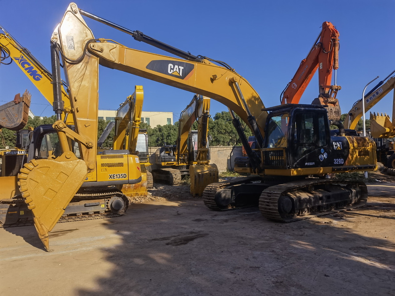 CAT 329D Excavator - Pásové rýpadlo: obrázek 4 CAT 329D Excavator - Pásové rýpadlo: obrázek 4