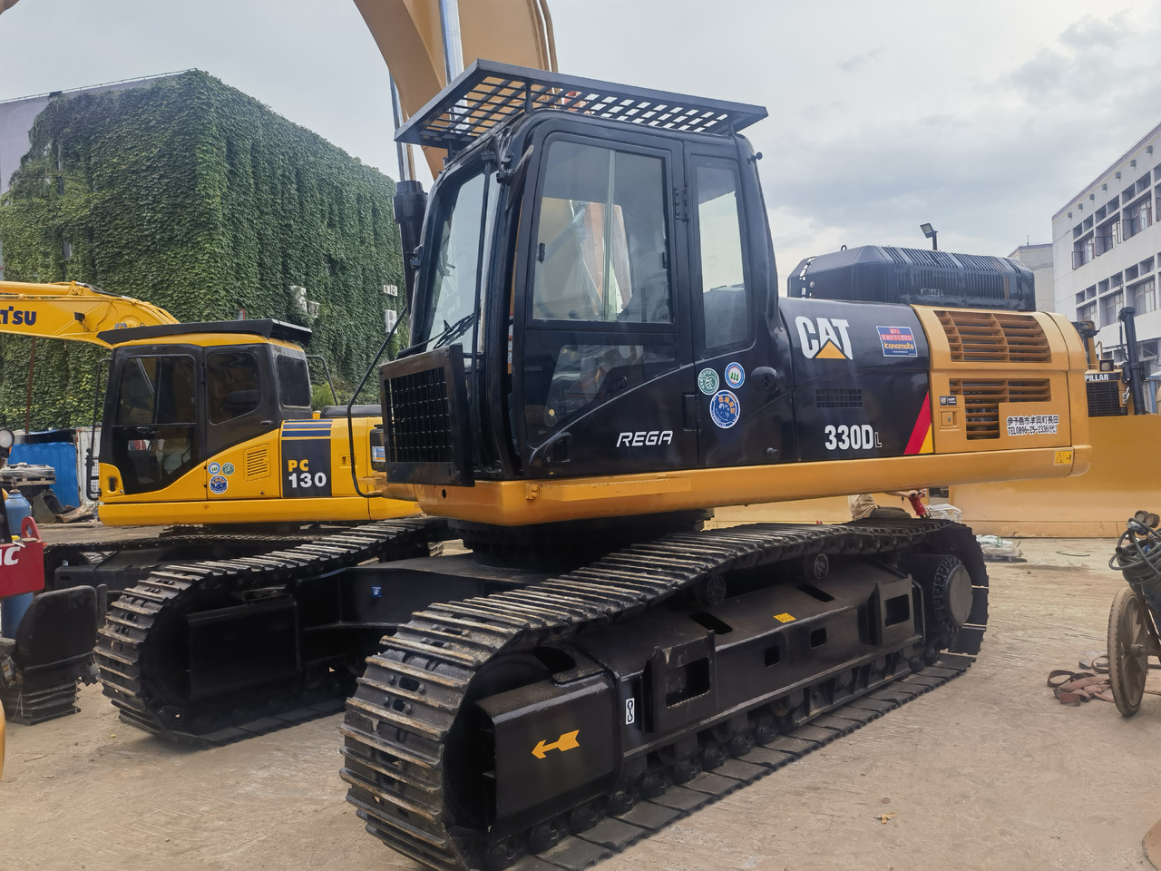 CAT 330DL excavator - Pásové rýpadlo: obrázek 4 CAT 330DL excavator - Pásové rýpadlo: obrázek 4
