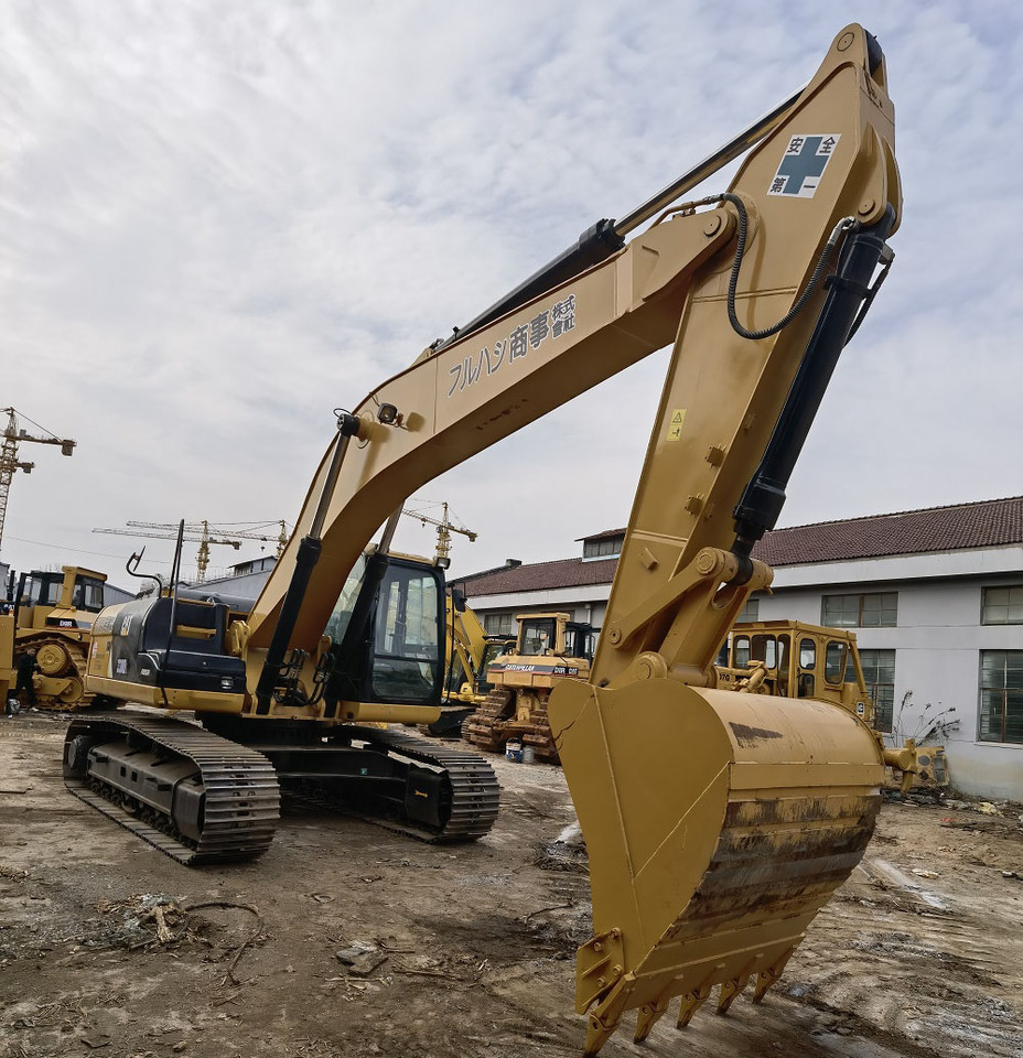 CAT 330DL excavator - Pásové rýpadlo: obrázek 3 CAT 330DL excavator - Pásové rýpadlo: obrázek 3