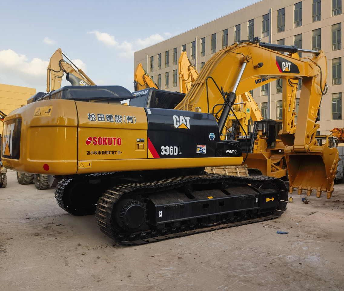 CAT 336DL Excavator - Pásové rýpadlo: obrázek 1 CAT 336DL Excavator - Pásové rýpadlo: obrázek 1