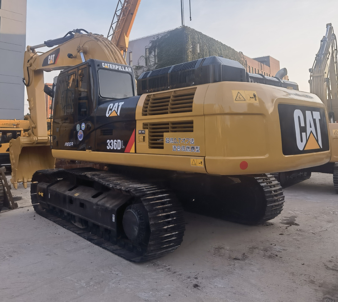 CAT 336DL Excavator - Pásové rýpadlo: obrázek 2 CAT 336DL Excavator - Pásové rýpadlo: obrázek 2