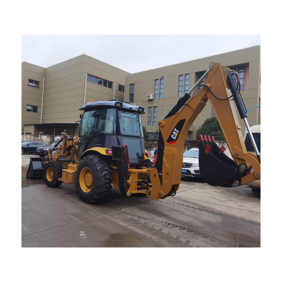 CAT 420F Backhoe Loader - Rýpadlo-nakladač: obrázek 2 CAT 420F Backhoe Loader - Rýpadlo-nakladač: obrázek 2