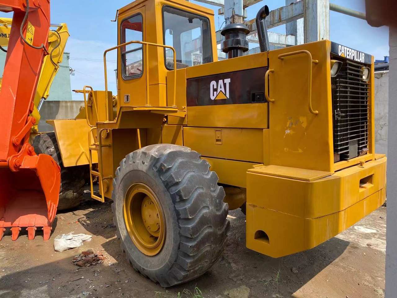 CAT 966C - Kolový nakladač: obrázek 4 CAT 966C - Kolový nakladač: obrázek 4