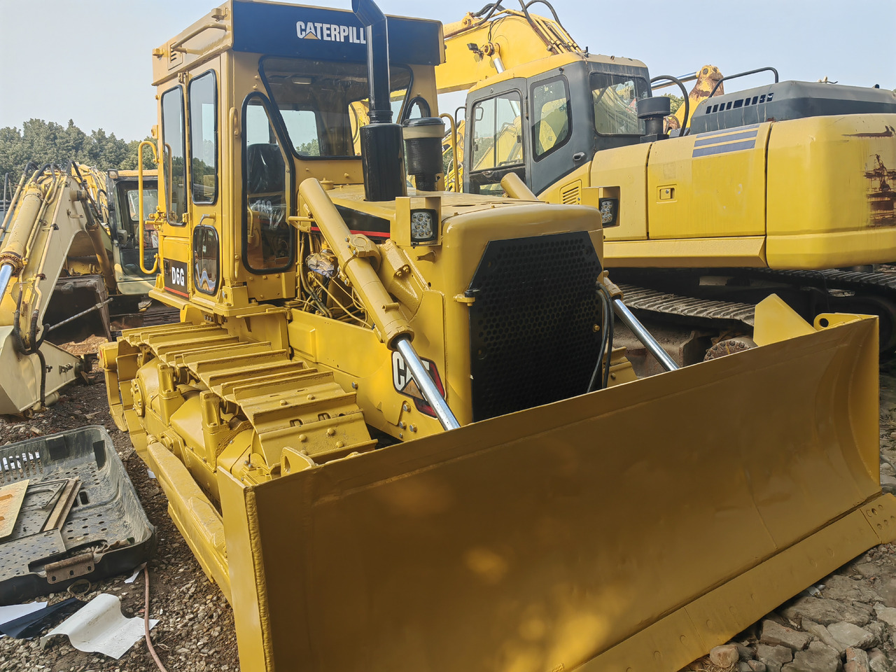 CAT D6G Bulldozer - Buldozer: obrázek 5 CAT D6G Bulldozer - Buldozer: obrázek 5