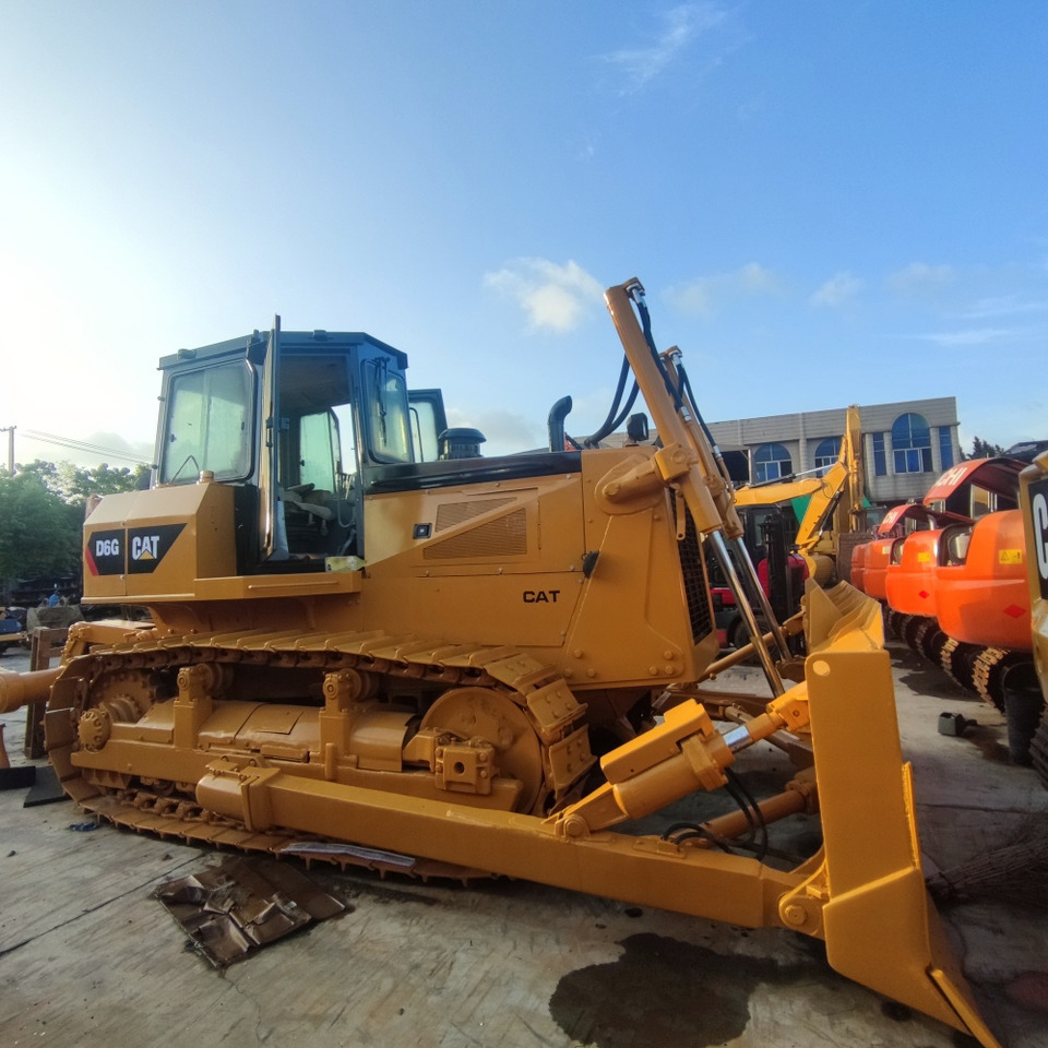 CAT D6G Bulldozer - Buldozer: obrázek 5 CAT D6G Bulldozer - Buldozer: obrázek 5