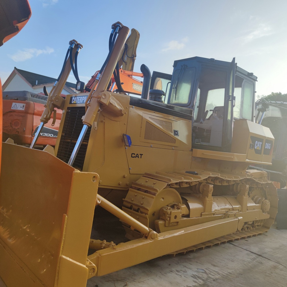 CAT D6G Bulldozer - Buldozer: obrázek 3 CAT D6G Bulldozer - Buldozer: obrázek 3