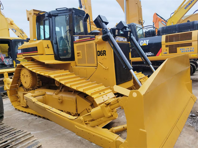 CAT D6R Bulldozer - Buldozer: obrázek 2 CAT D6R Bulldozer - Buldozer: obrázek 2
