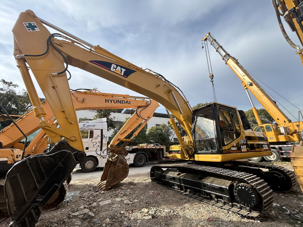 CATERPILLAR CAT 325 BL excavator - Pásové rýpadlo: obrázek 2 CATERPILLAR CAT 325 BL excavator - Pásové rýpadlo: obrázek 2