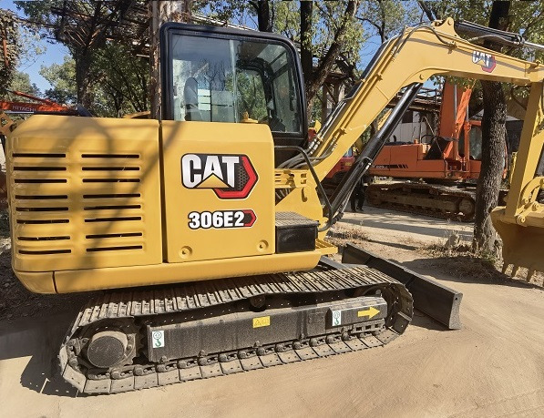 Cat 306E2 Excavator - Mini rýpadlo: obrázek 1 Cat 306E2 Excavator - Mini rýpadlo: obrázek 1