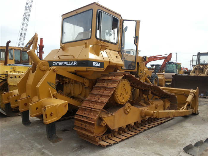 Caterpillar D5M bulldozer second hand caterpillar bulldozer D5M D6D D6G D6M cheap for sale - Buldozer: obrázek 3 Caterpillar D5M bulldozer second hand caterpillar bulldozer D5M D6D D6G D6M cheap for sale - Buldozer: obrázek 3