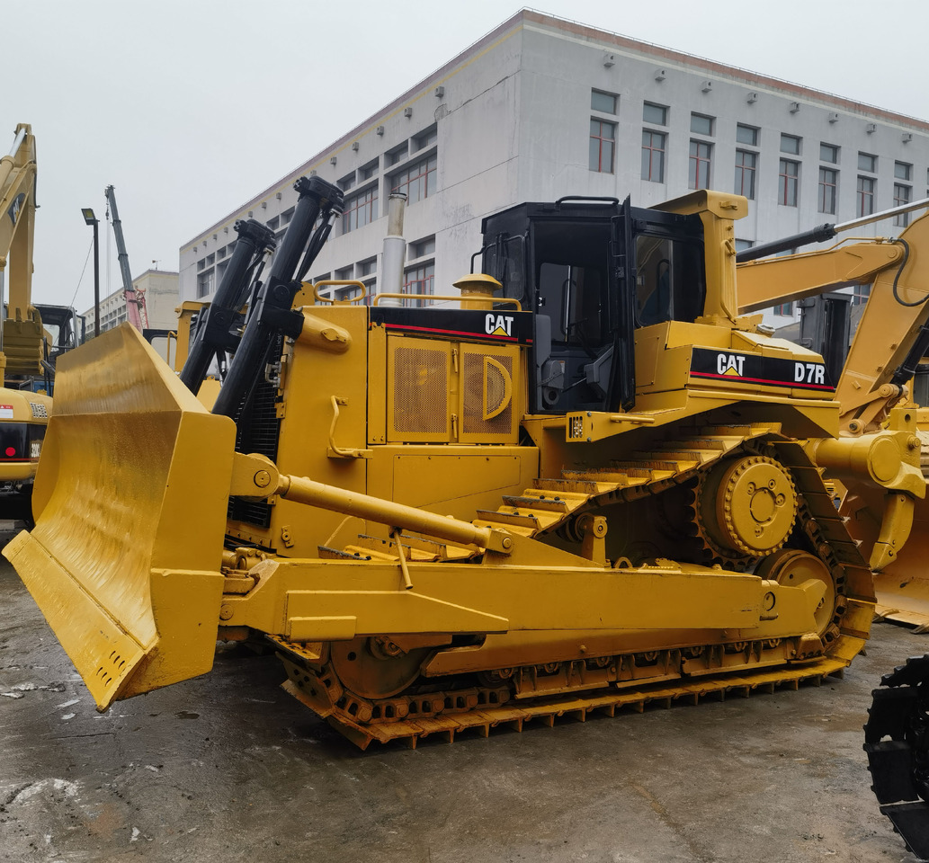Caterpillar D7R Bulldozer - Buldozer: obrázek 3 Caterpillar D7R Bulldozer - Buldozer: obrázek 3