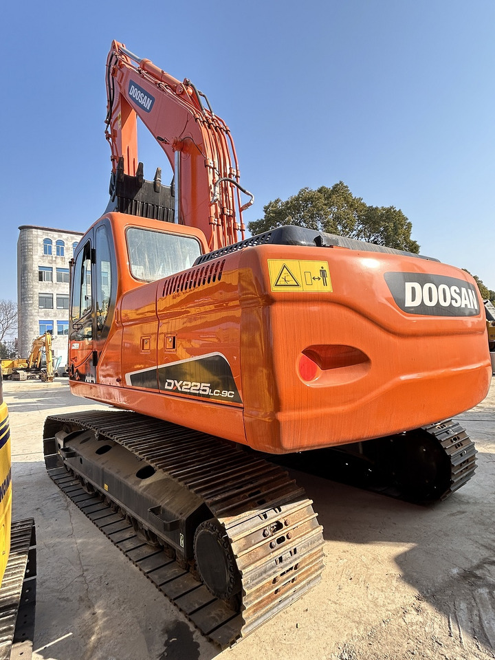 DOOSAN Doosan DX225LC Crawler excavator - Pásové rýpadlo: obrázek 4 DOOSAN Doosan DX225LC Crawler excavator - Pásové rýpadlo: obrázek 4