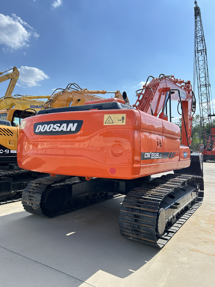 DOOSAN Doosan DX225LC Crawler excavator - Pásové rýpadlo: obrázek 3 DOOSAN Doosan DX225LC Crawler excavator - Pásové rýpadlo: obrázek 3