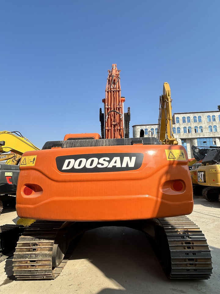 DOOSAN Doosan DX225LC Crawler excavator - Pásové rýpadlo: obrázek 2 DOOSAN Doosan DX225LC Crawler excavator - Pásové rýpadlo: obrázek 2