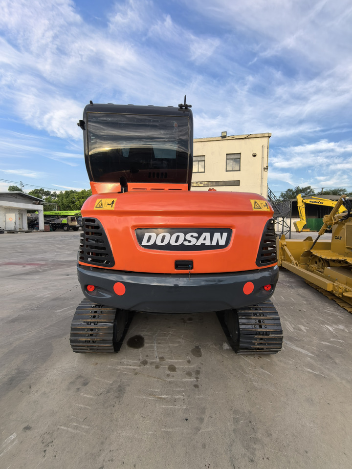 Doosan Dx60 Crawler Excavator - Pásové rýpadlo: obrázek 3 Doosan Dx60 Crawler Excavator - Pásové rýpadlo: obrázek 3