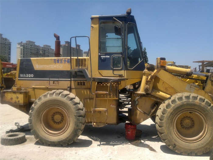 Factory Price Komatsu Used WA320-1 Construction Wheel Loader - Kolový nakladač: obrázek 5 Factory Price Komatsu Used WA320-1 Construction Wheel Loader - Kolový nakladač: obrázek 5