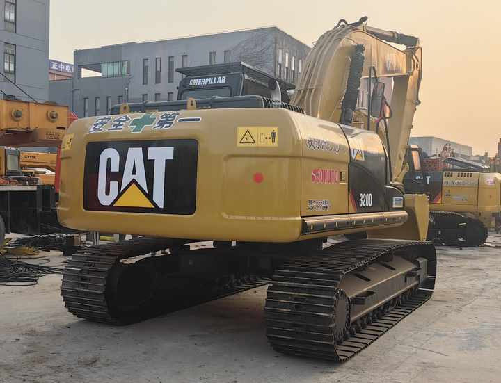 Good Condition Excavator with good condition and high performance cat 320D used excavator for sale in china - Pásové rýpadlo: obrázek 4 Good Condition Excavator with good condition and high performance cat 320D used excavator for sale in china - Pásové rýpadlo: obrázek 4