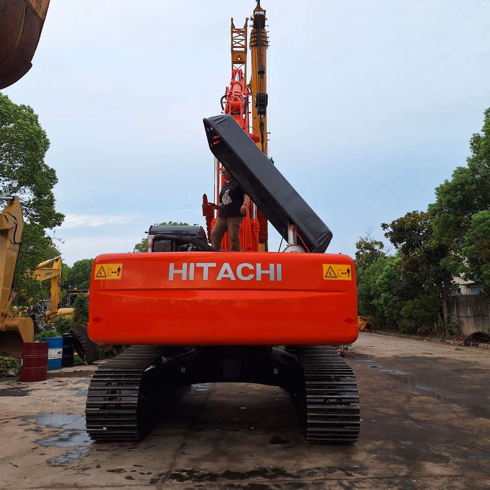 Hitachi ZX350G Excavator - Pásové rýpadlo: obrázek 2 Hitachi ZX350G Excavator - Pásové rýpadlo: obrázek 2