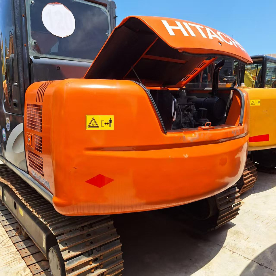 Hitachi ZX70 Excavator - Pásové rýpadlo: obrázek 2 Hitachi ZX70 Excavator - Pásové rýpadlo: obrázek 2