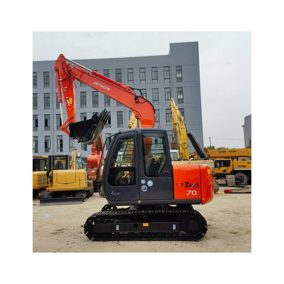 Hitachi ZX70 Excavator - Pásové rýpadlo: obrázek 3 Hitachi ZX70 Excavator - Pásové rýpadlo: obrázek 3