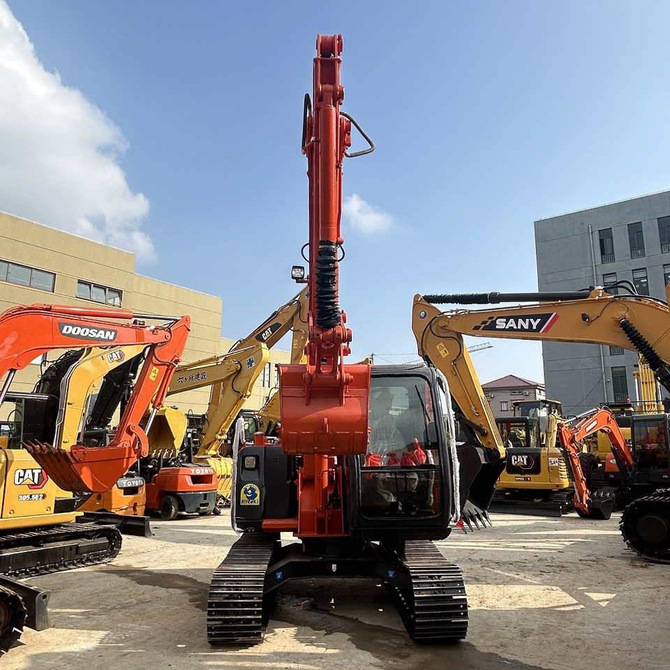 Hitachi Zx70 Crawler Excavator - Mini rýpadlo: obrázek 5 Hitachi Zx70 Crawler Excavator - Mini rýpadlo: obrázek 5