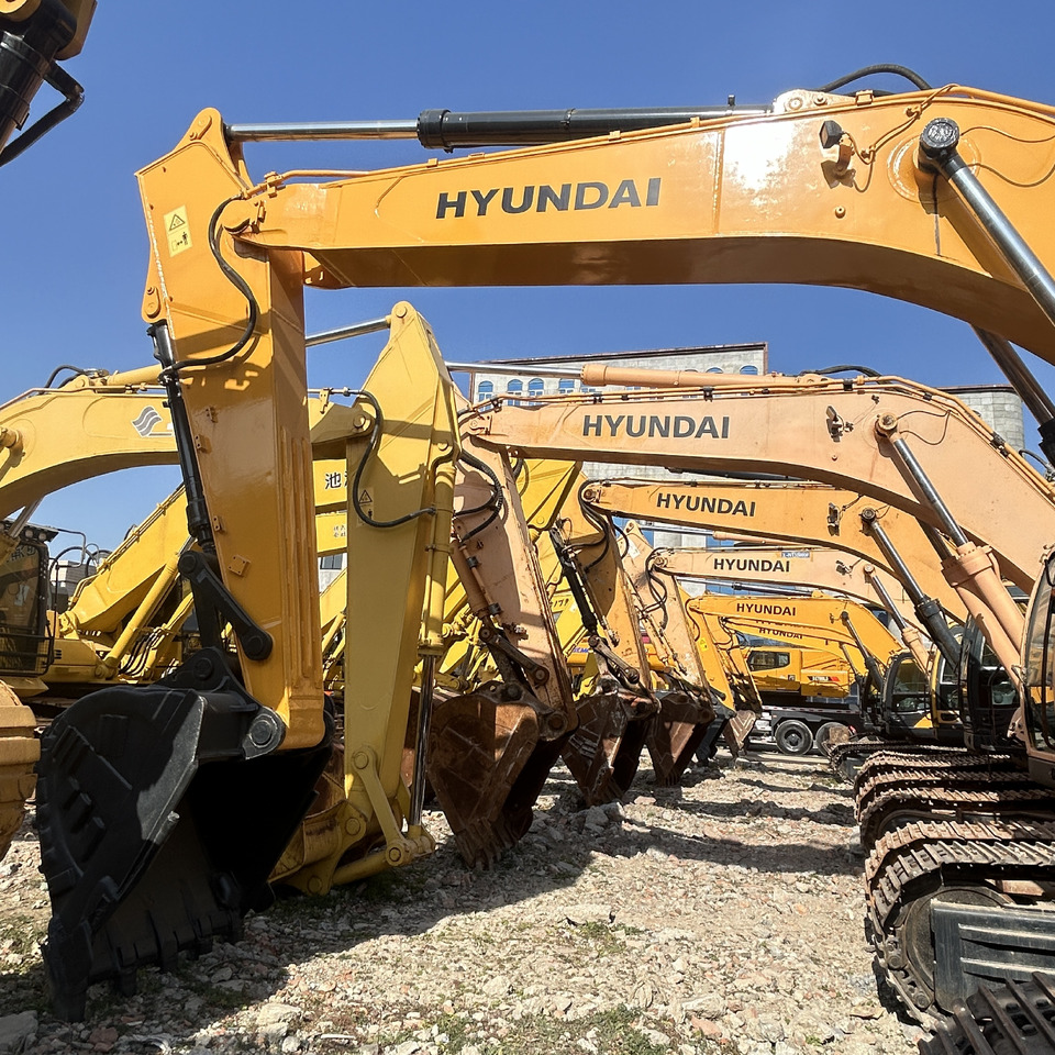 Hyundai 305LC-9T excavator - Pásové rýpadlo: obrázek 3 Hyundai 305LC-9T excavator - Pásové rýpadlo: obrázek 3