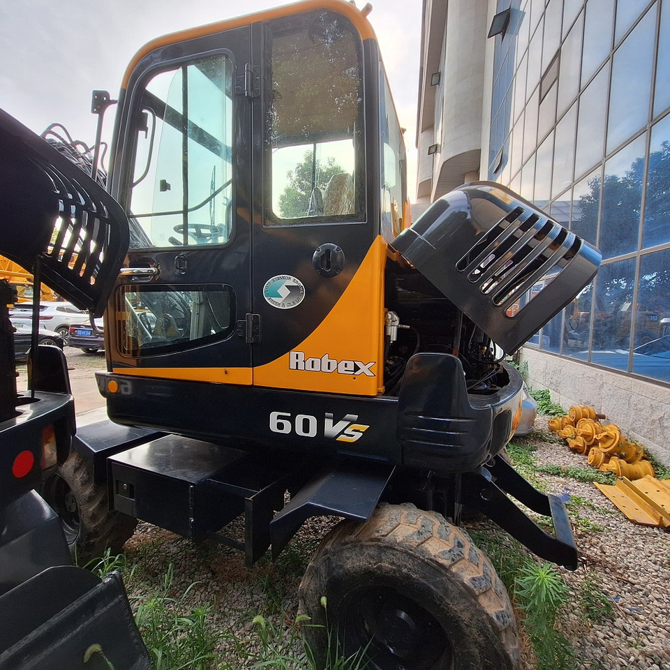 Hyundai 60vs  excavator - Kolesové rýpadlo: obrázek 1 Hyundai 60vs  excavator - Kolesové rýpadlo: obrázek 1