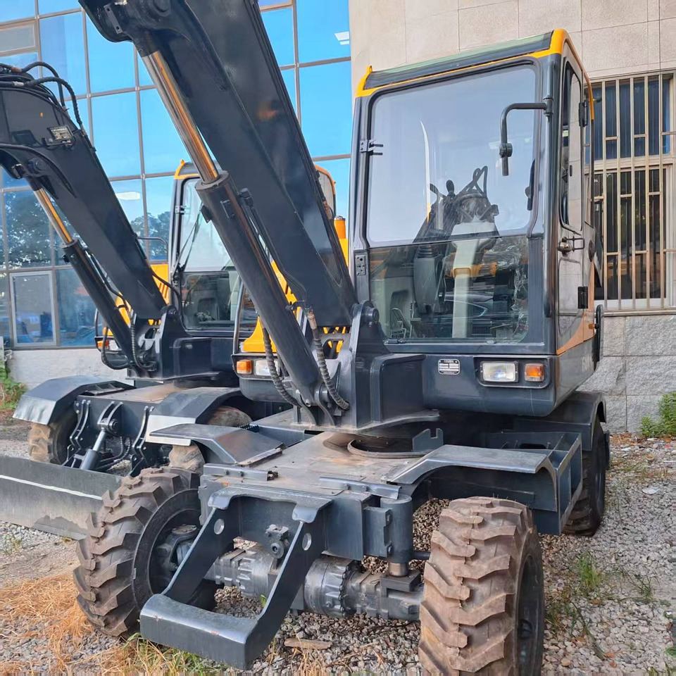 Hyundai 60wvs excavator - Kolesové rýpadlo: obrázek 5 Hyundai 60wvs excavator - Kolesové rýpadlo: obrázek 5