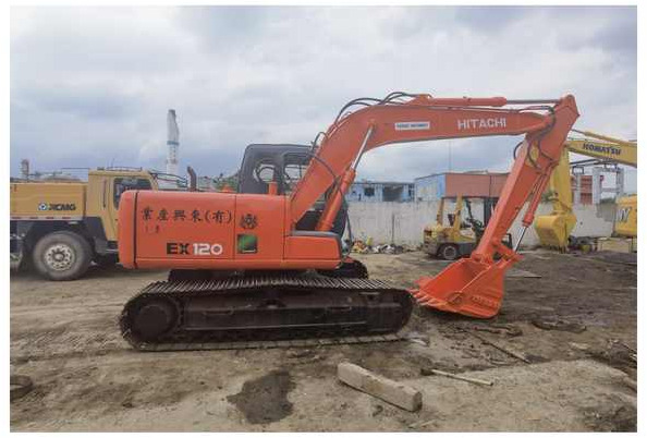 Japan made used hitachi ex120-5 ex120 crawler excavator ex200 ex200-5 zx120 zx200 zx210 FOR SALE - Pásové rýpadlo: obrázek 1 Japan made used hitachi ex120-5 ex120 crawler excavator ex200 ex200-5 zx120 zx200 zx210 FOR SALE - Pásové rýpadlo: obrázek 1