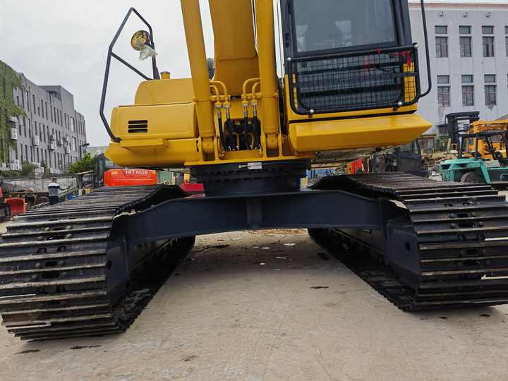 Komatsu PC 220-8 Excavator - Pásové rýpadlo: obrázek 5 Komatsu PC 220-8 Excavator - Pásové rýpadlo: obrázek 5