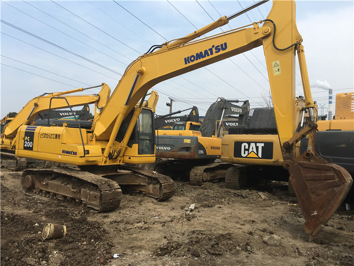 Komatsu PC200-7 excavator - Pásové rýpadlo: obrázek 1 Komatsu PC200-7 excavator - Pásové rýpadlo: obrázek 1